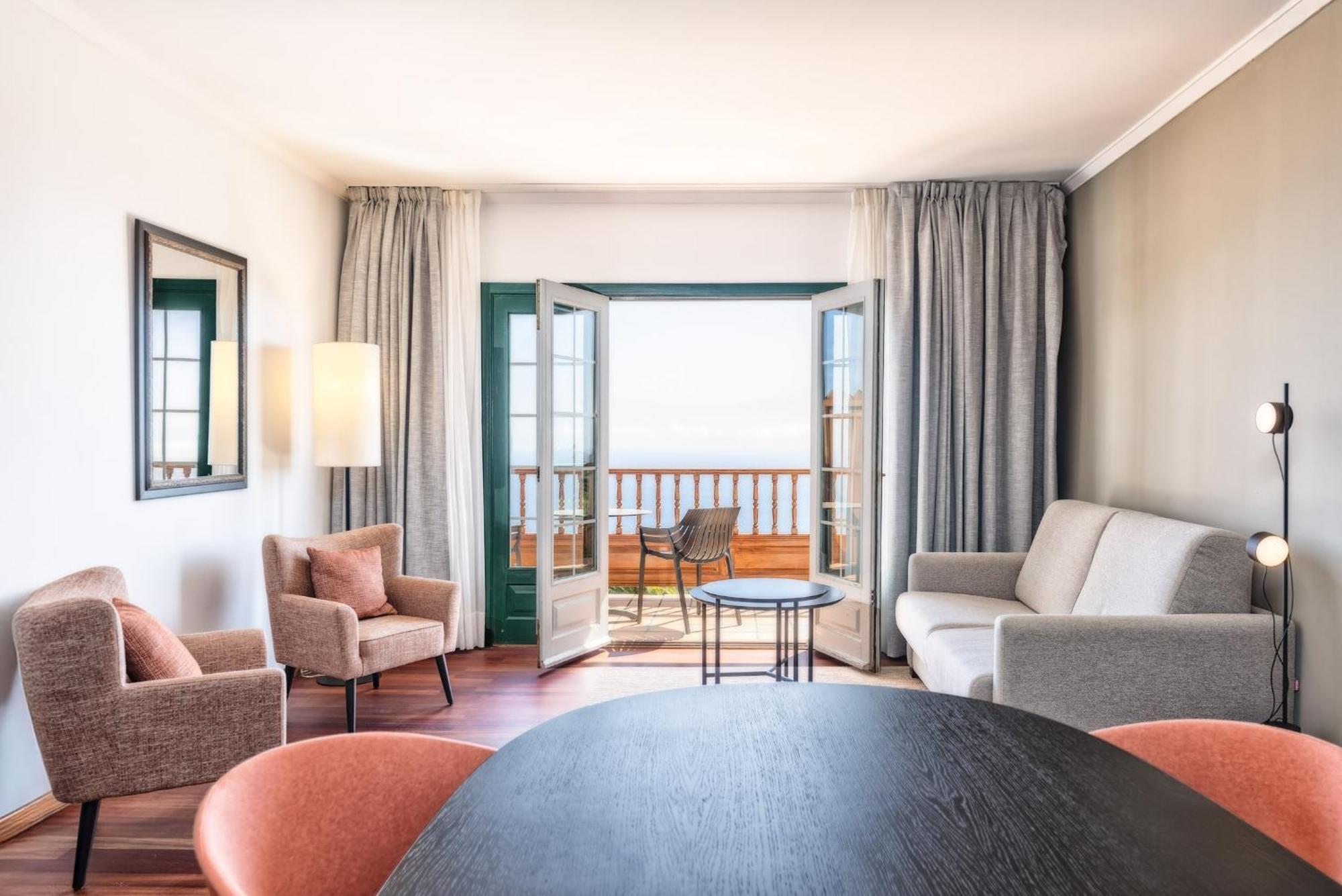 Hotel De La Palma 4*