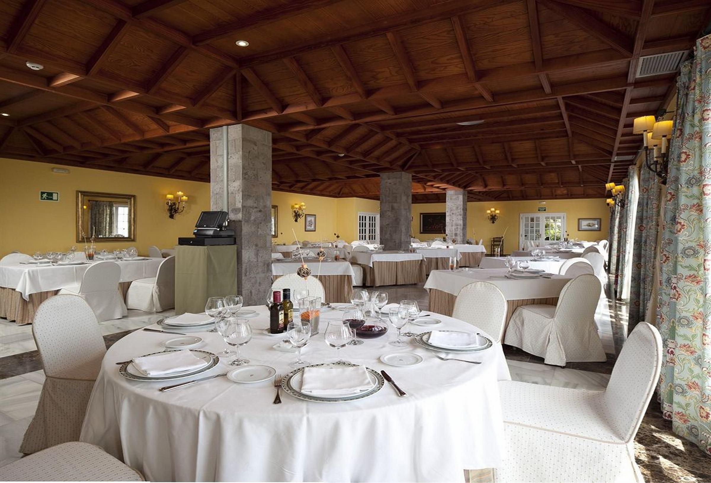 De La Palma Hotel
