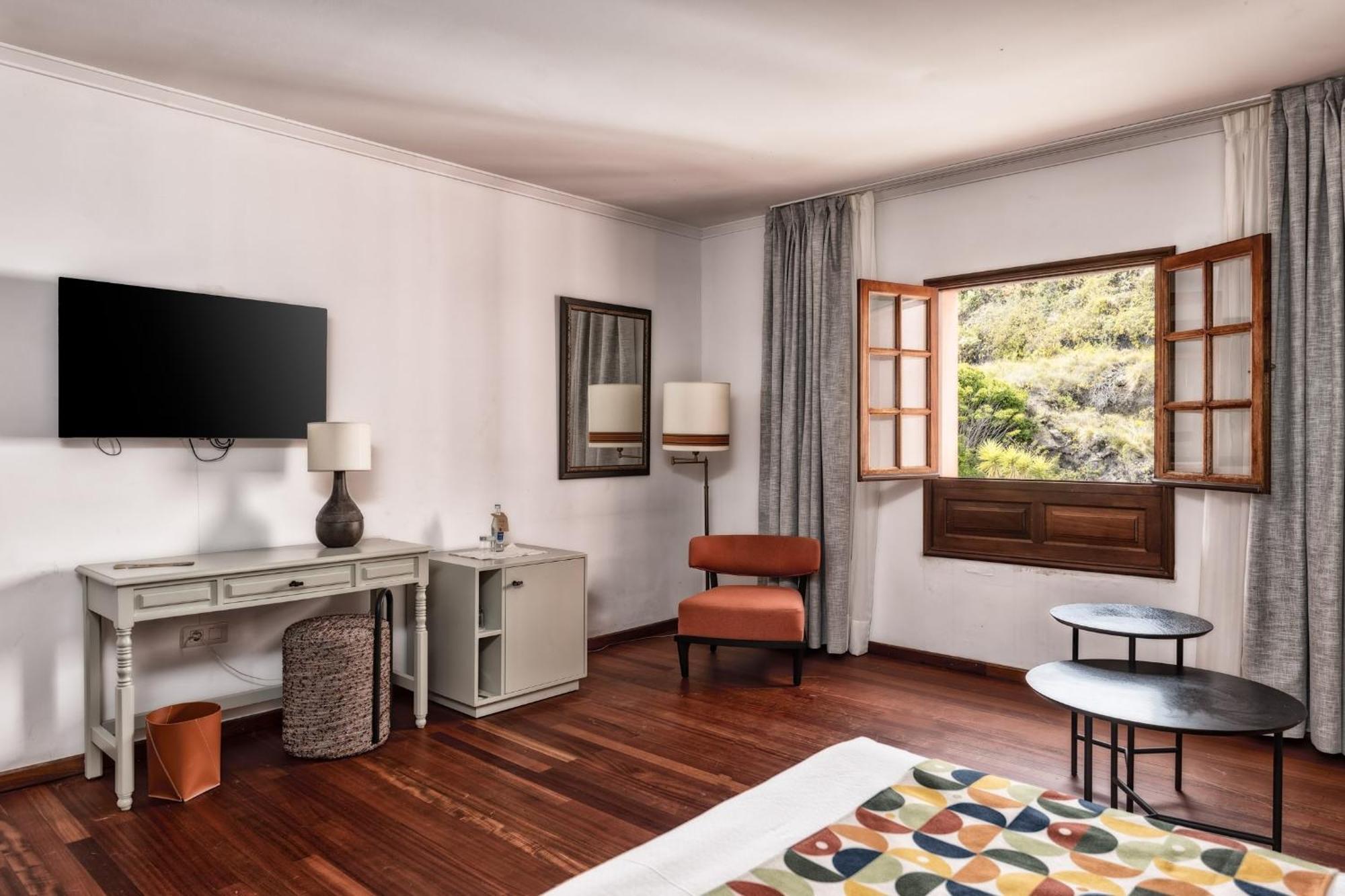 Hotel De La Palma Breña Baja